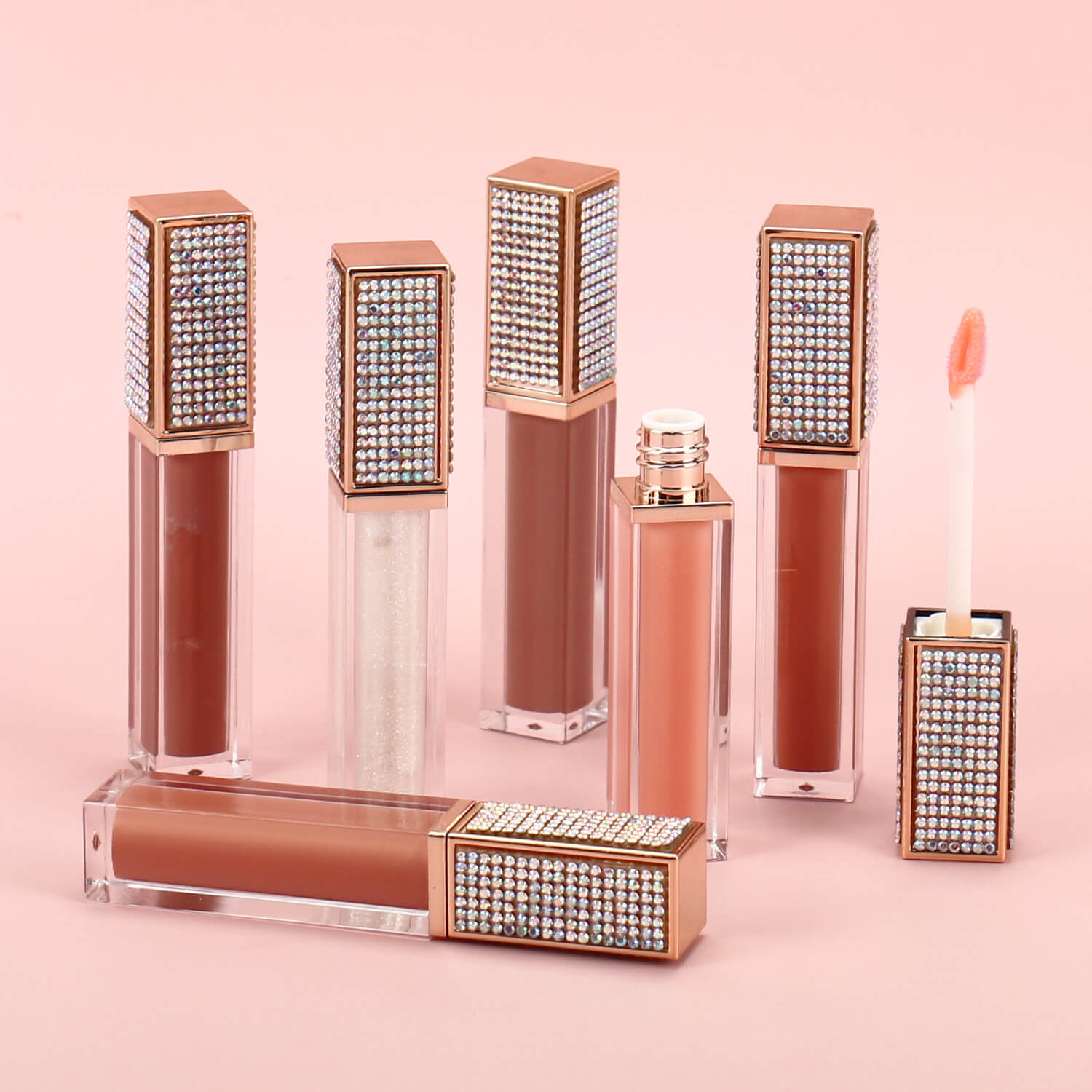 Long-wearing formula keeps your lips glossy for hours without constant reapplication