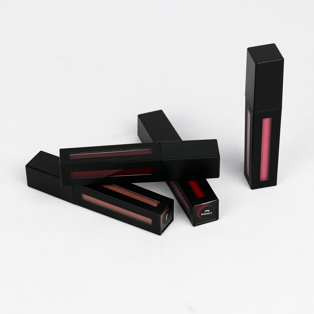 lightweight formula glides on smoothly and stays comfortable all day