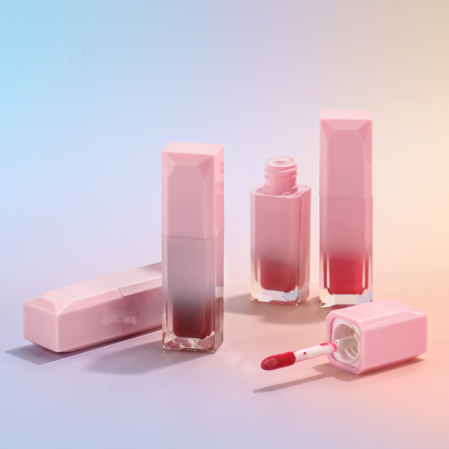Pink Gradient Lip Gloss Tube - Customizable Cosmetic Packaging for Lip Products thumbnail