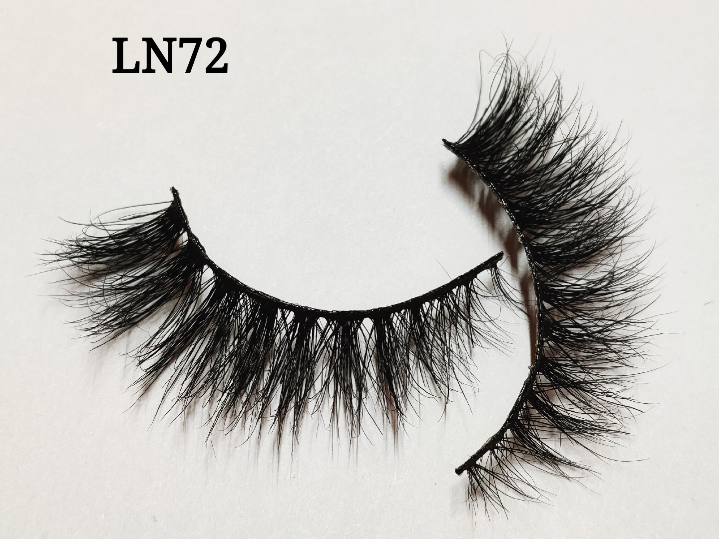 Genuine Mink Eyelashes | Luxury Natural Lashes | AcelifeBeauty thumbnail