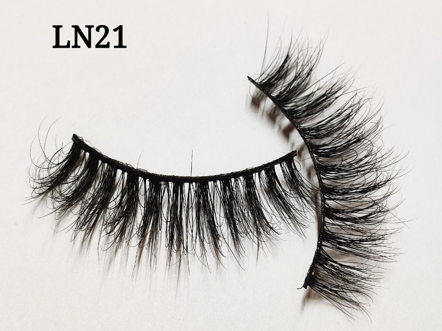 Effortless Beauty, Ethically Crafted – AcelifeBeauty Mink Lashes thumbnail