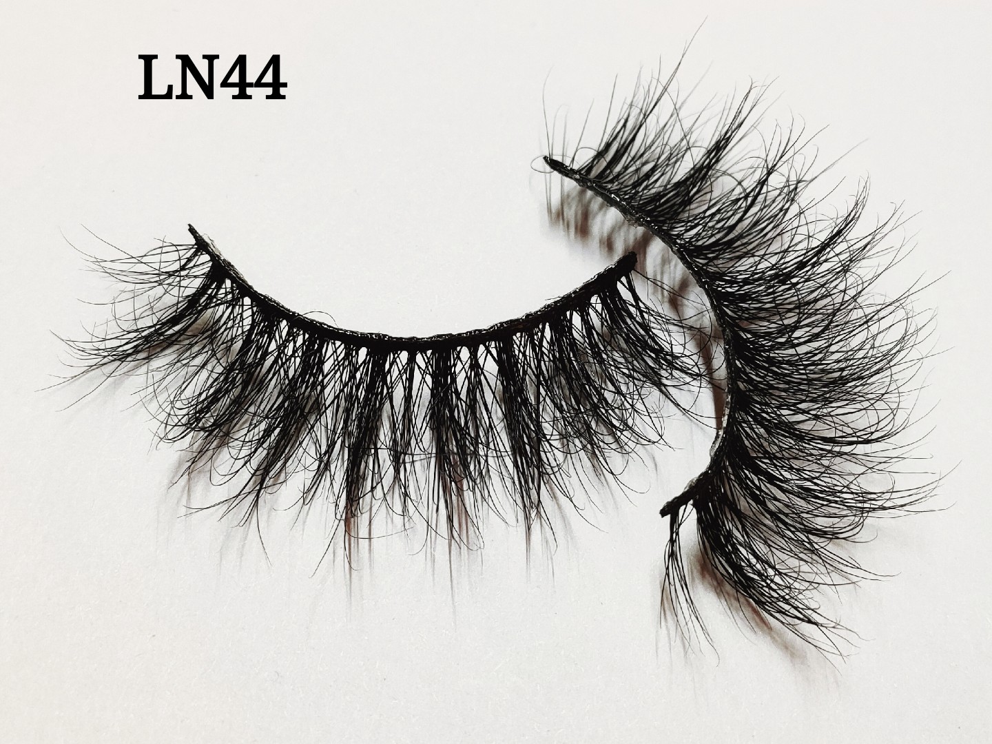 Effortless Beauty, Ethically Crafted – AcelifeBeauty Faux Mink Lashes thumbnail