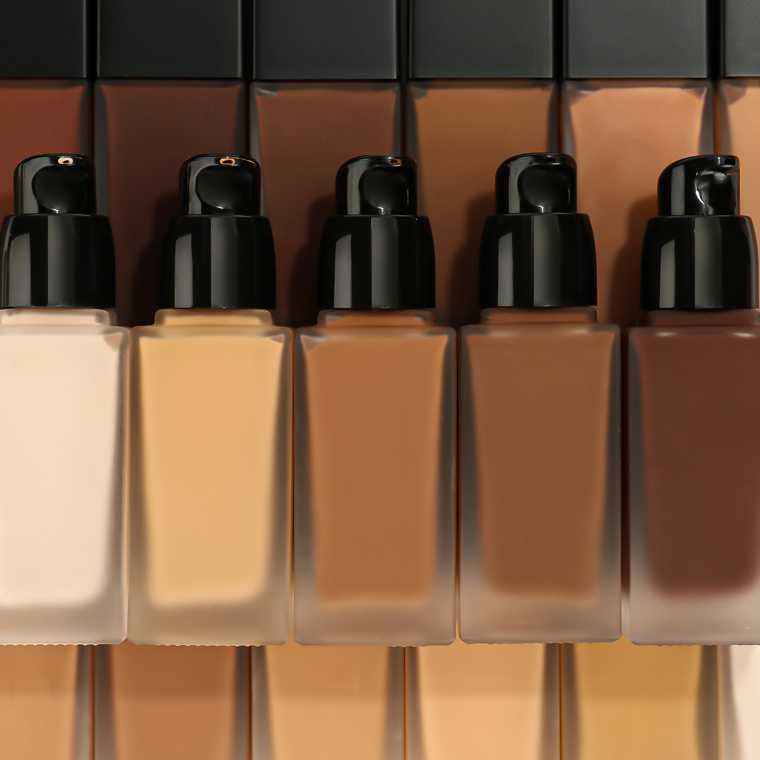 Ultra Waterproof Liquid Foundation Unstoppable Beauty – Stay Flawless, No Matter What thumbnail